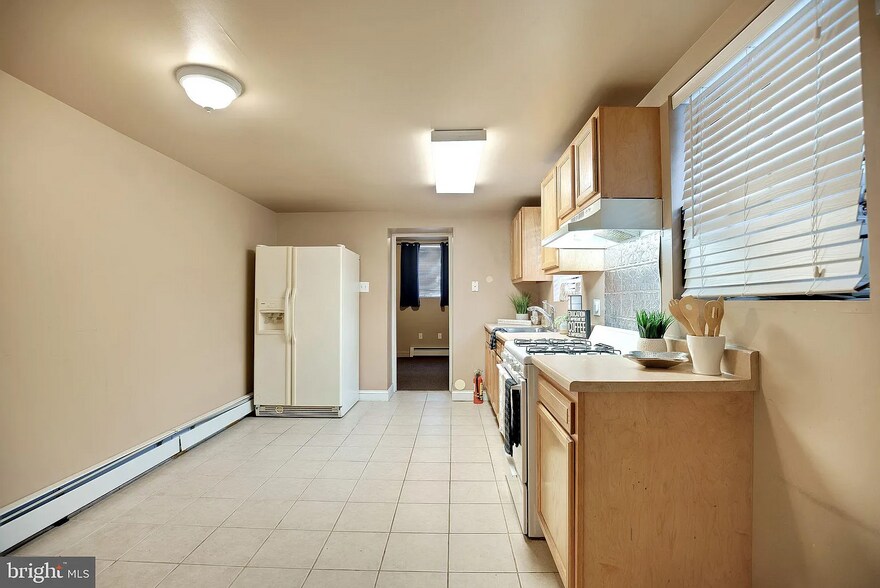 Building Photo - 1124 S 15th St