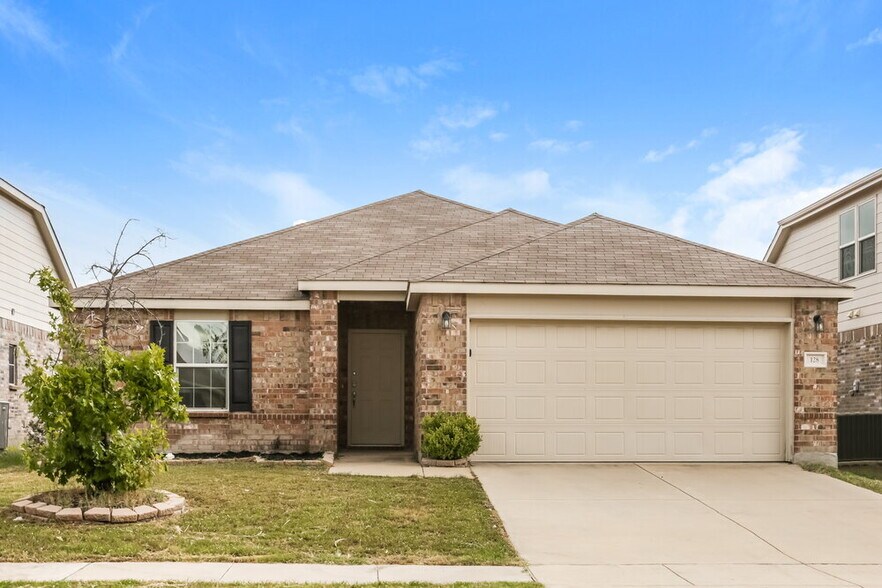 Primary Photo - 128 Feverbush Dr