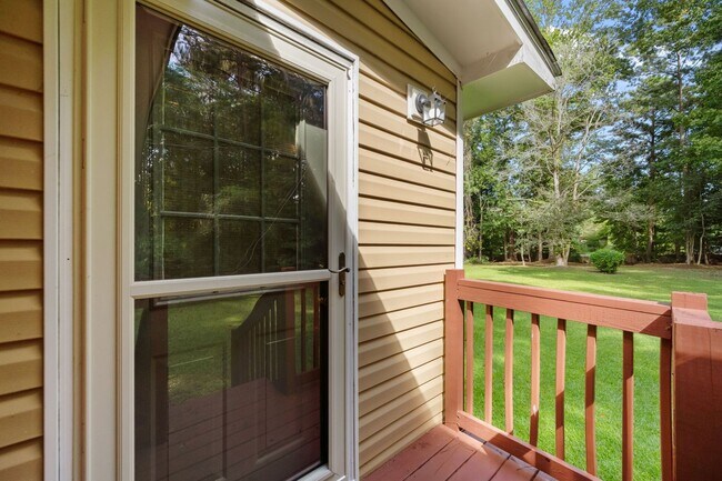 Building Photo - Welcome to Rocky Run Road!