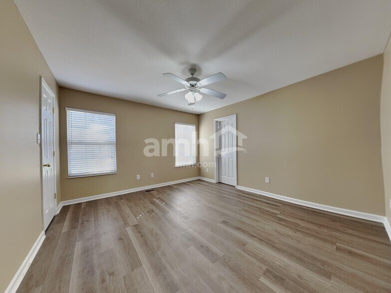 Building Photo - 5404 Silver Grove Ln