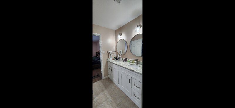 Building Photo - 3708 San Pablo Dr