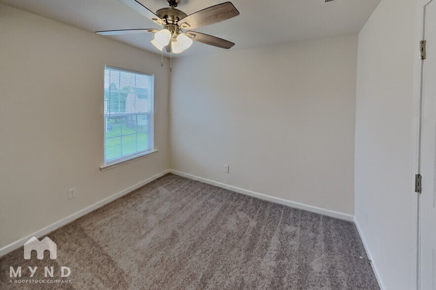 Building Photo - 10629 Claude Freeman Dr