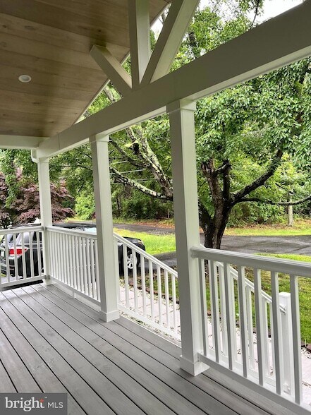 Building Photo - 34 Hornets Nest Ln