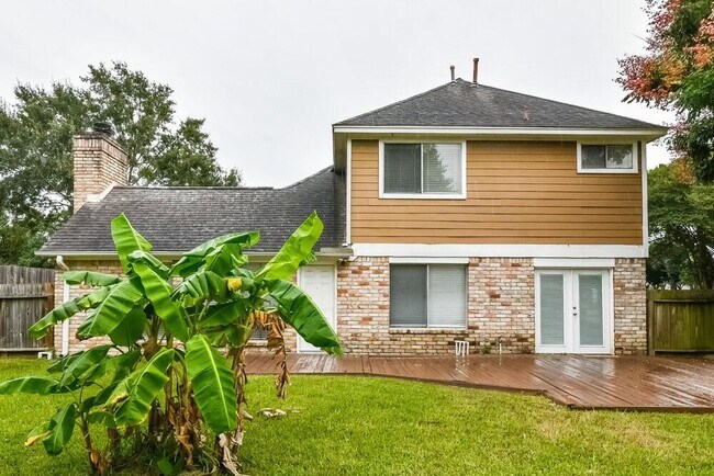 Building Photo - 9811 Churchill Way Dr