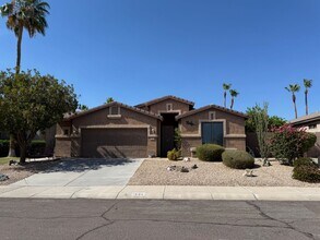 Building Photo - Ahwatukee Foothills Gem!