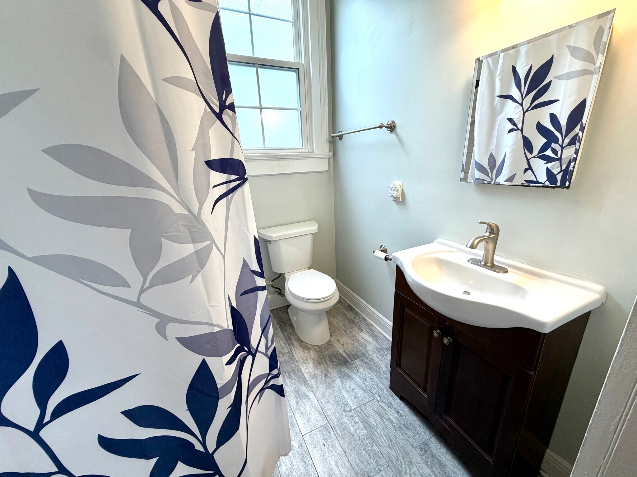 Bathroom - 2420 Jena St