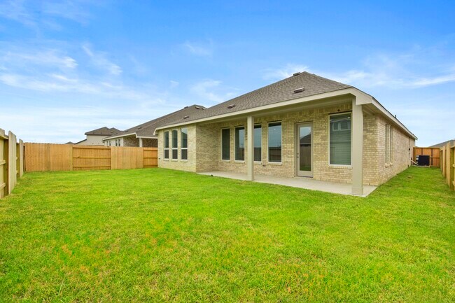 Building Photo - 2934 Palm Branch Dr