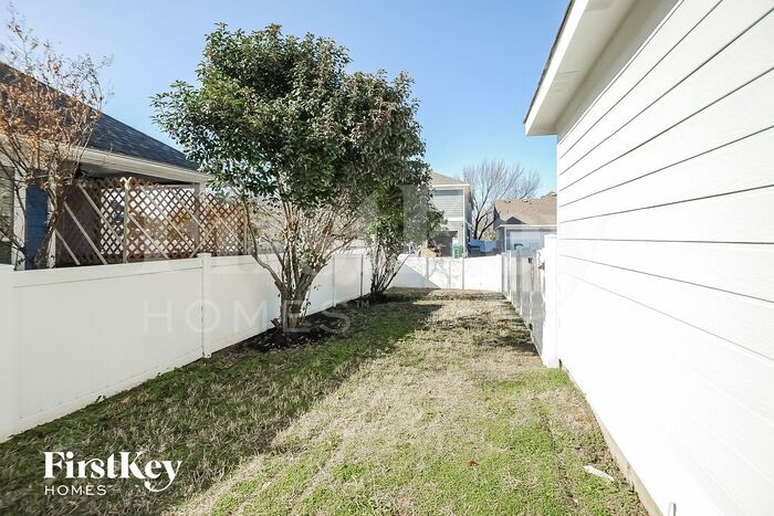 Building Photo - 1821 Prospect Ln