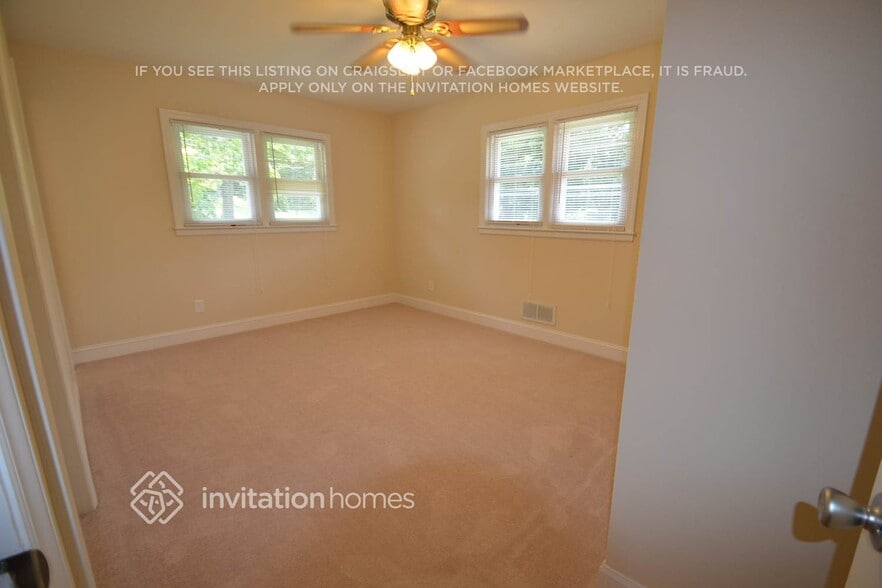 Building Photo - 106 Fielding Rd