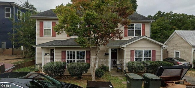 Primary Photo - 2004 Hart St
