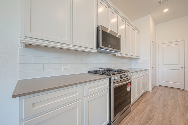 Building Photo - 5554 Amber Brook Ln