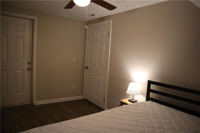 Building Photo - 3033 Empire Blvd SW