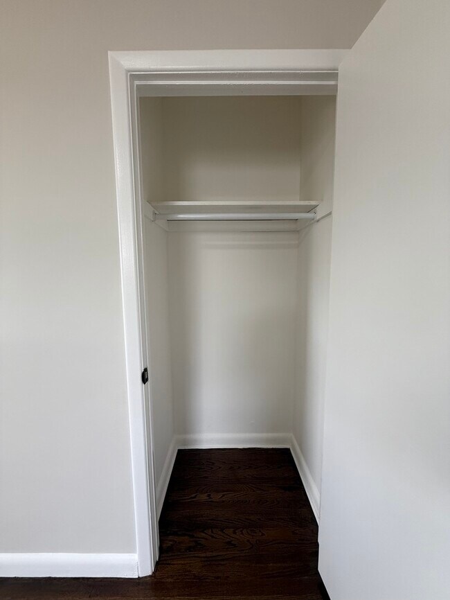 Building Photo - 36 Collins Ln