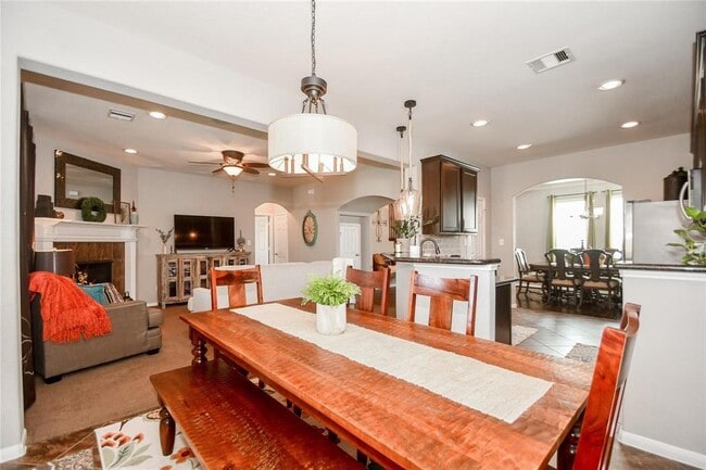 Building Photo - 5622 Scoria Rock Dr