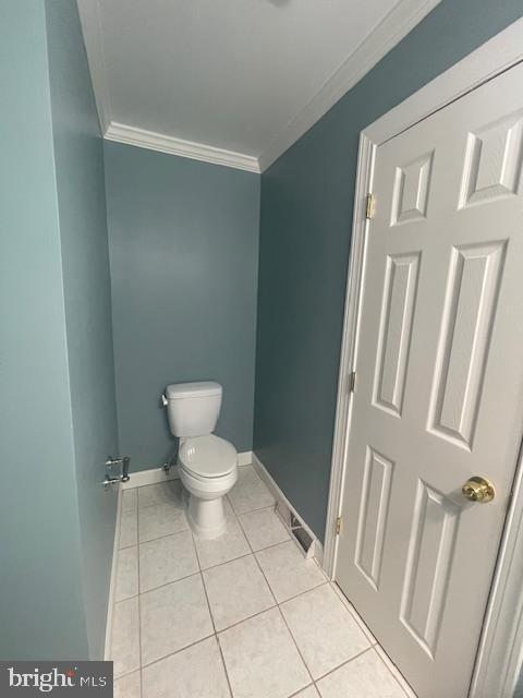 Building Photo - 1704 Barnaby St