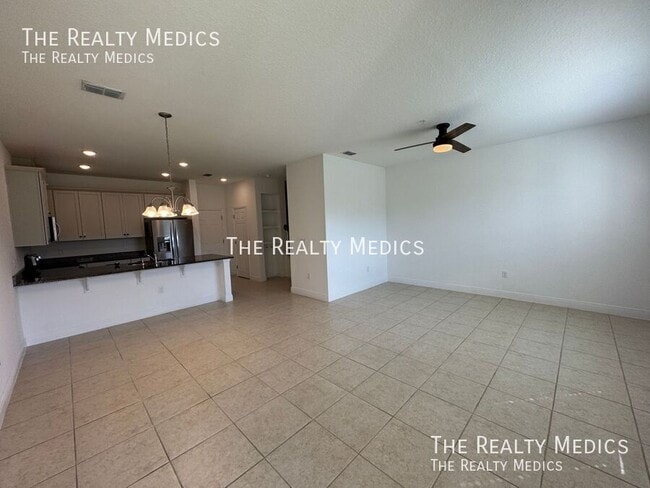 Building Photo - 11818 Dune Aly