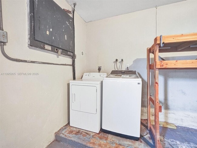 Building Photo - 7231 NW 20th St