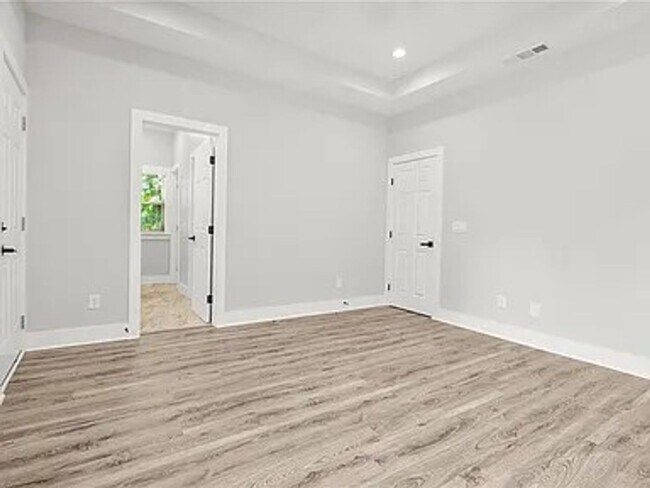 Building Photo - Stylish 4bd/2ba Renovated Rental with Fenced Yard in Growing Westside Neighborhood