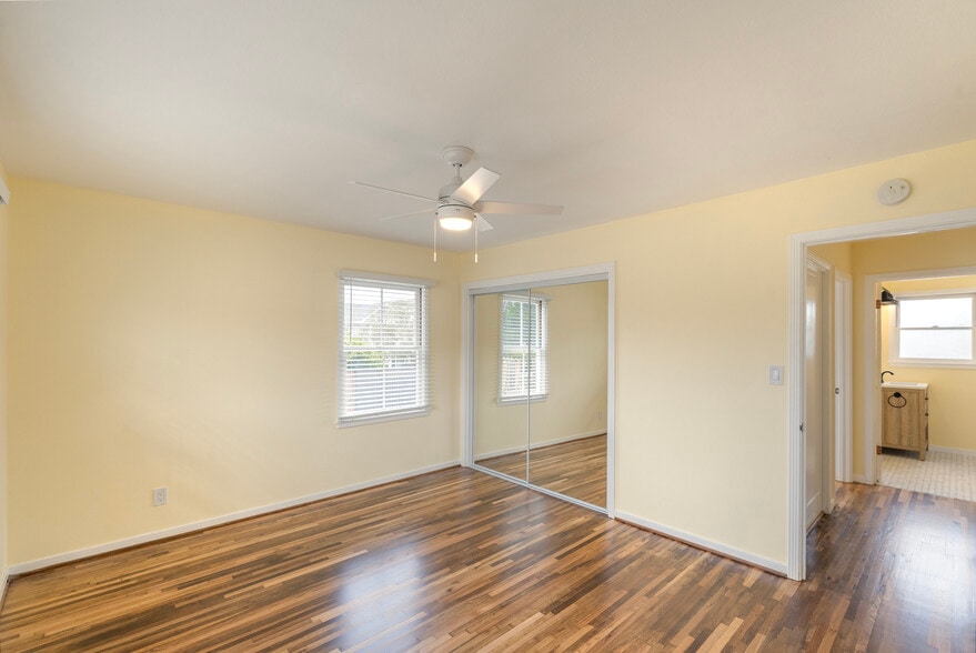 Building Photo - 230 Gibson Ave