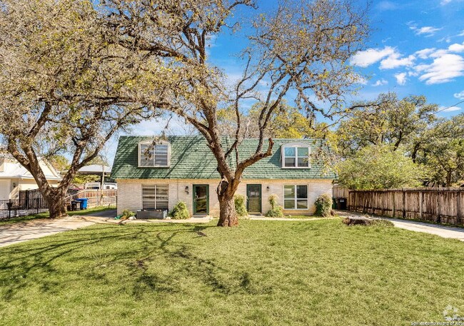 Building Photo - 16514 Springhill Dr
