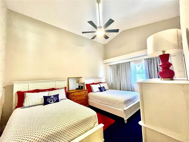 Building Photo - 6000 Key Largo Cir