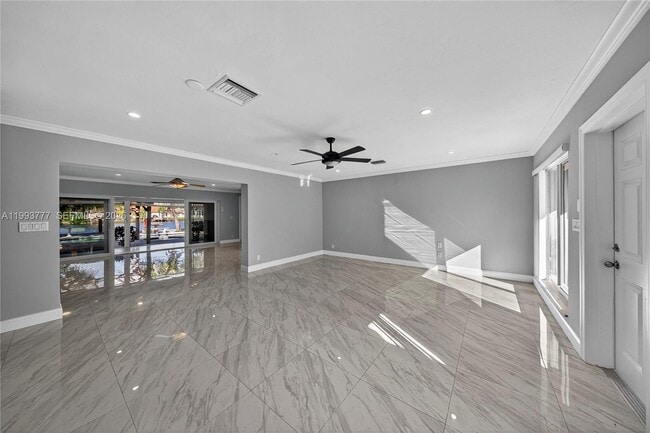 Building Photo - 2801 Coral Shores Dr