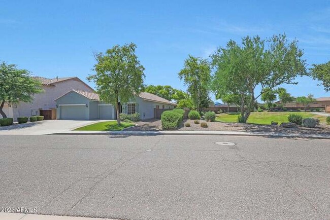 Building Photo - 27112 N 56th Dr