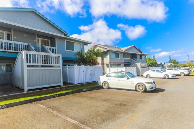 Building Photo - Hillsdale4 Mililani Mauka Town House- Upst...