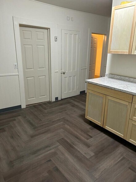 Primary Photo - 29 125th St