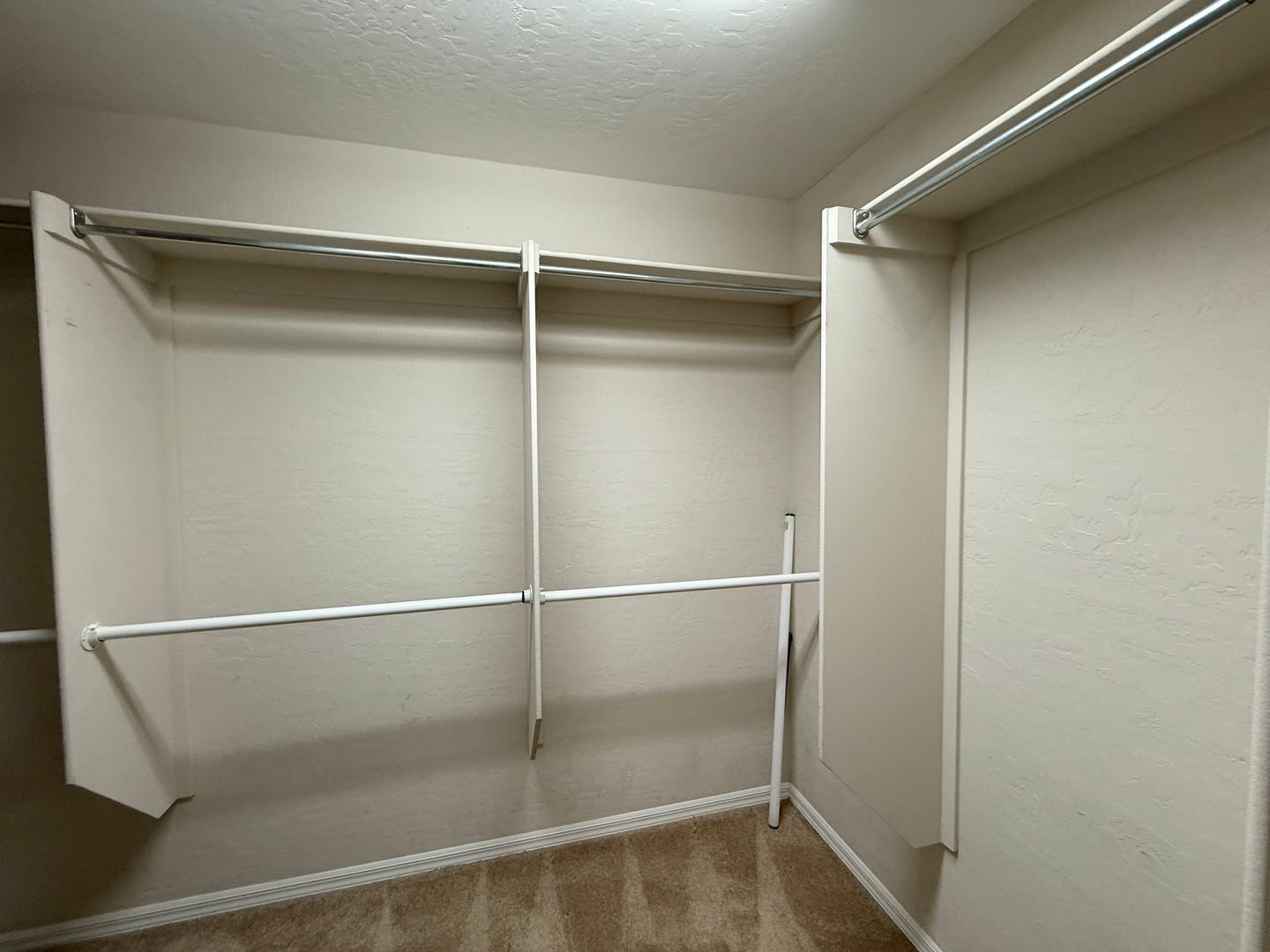 Building Photo - 11833 Bussero Ct