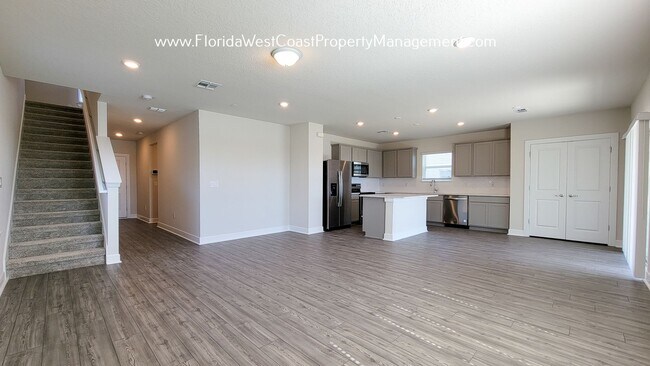 Building Photo - 8415 Abalone Loop