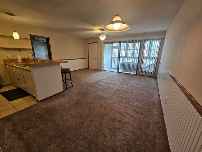 Building Photo - 4453 Little River Inn Ln