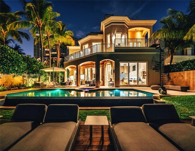 Building Photo - 3916 Island Estates Dr