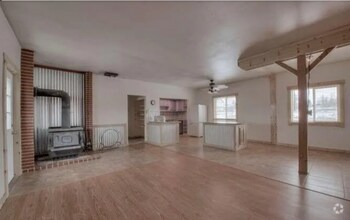 Building Photo - 540 Castello Ave