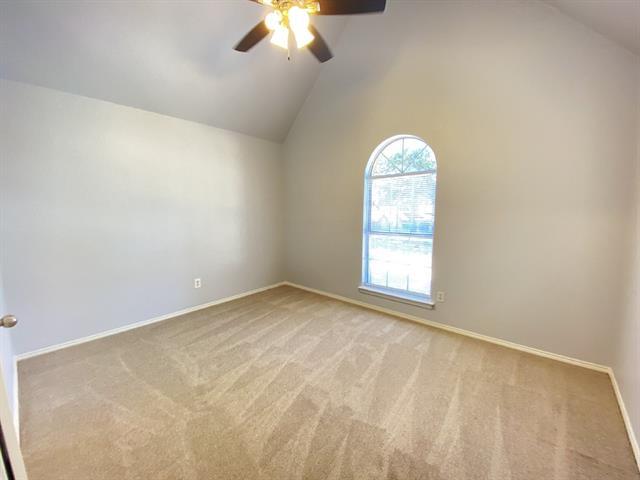 Building Photo - 4150 Briar Hill Dr