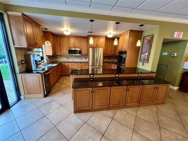 Building Photo - 1328 Pasadena Ave S