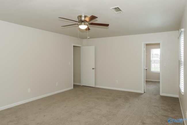 Building Photo - 176 Bayside Ln