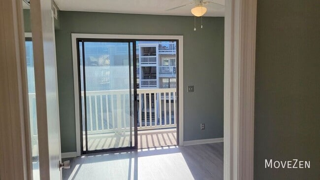 Building Photo - 1801 Canal Dr