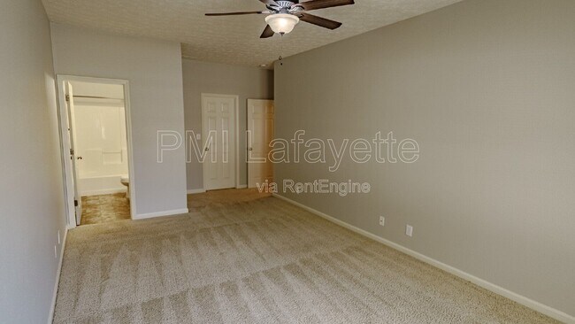 Building Photo - 4110 Ivanhoe St