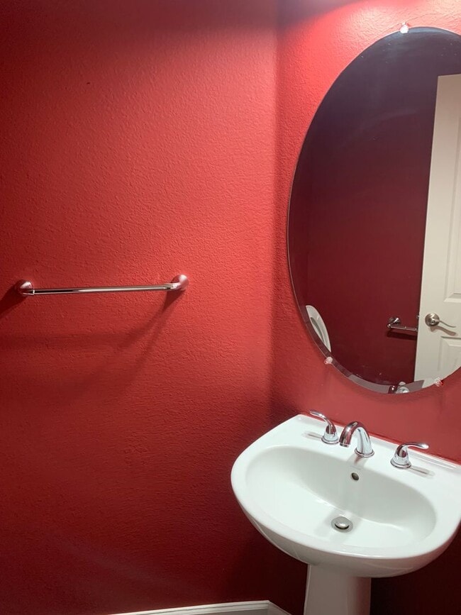 Building Photo - Freshly Painted Interior for this Single F...