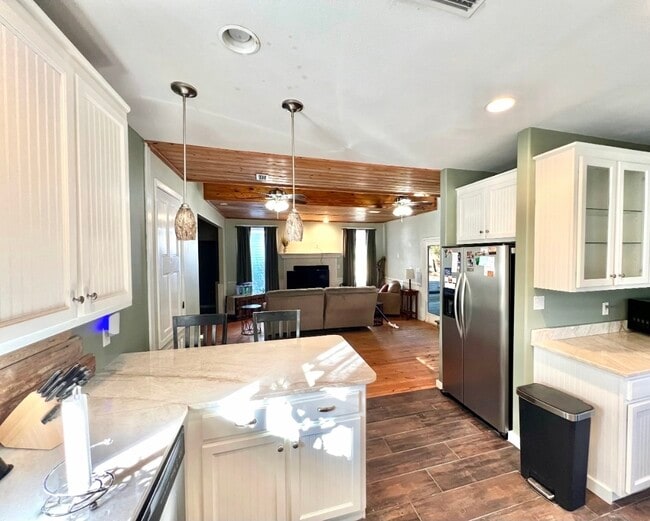 Building Photo - Co Rd 55