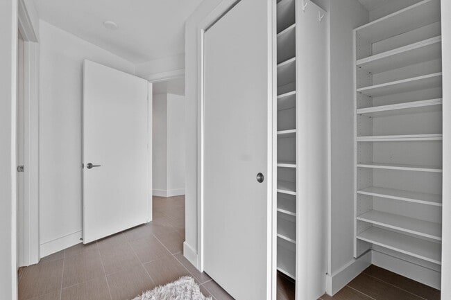 Building Photo - Luxury Corner Unit in Downtown Orlando’s Premier High-Rise Building