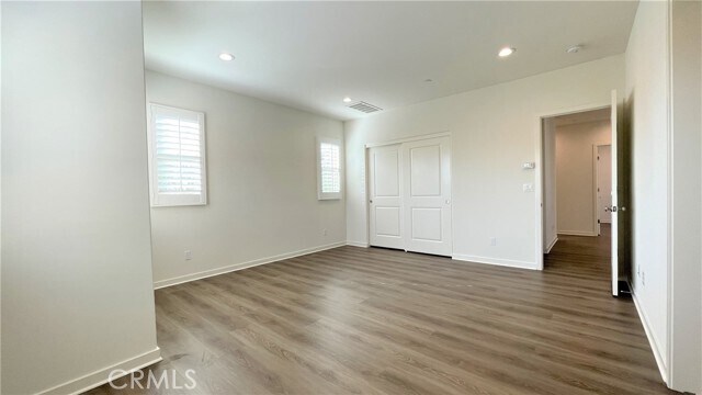 Building Photo - 155 Excursion