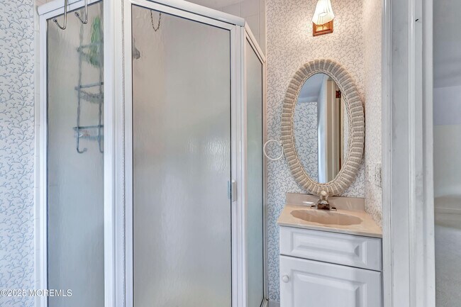 Building Photo - 204 Washington Blvd