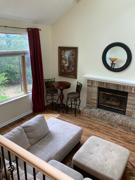 Building Photo - 4243 Saddle Notch Dr