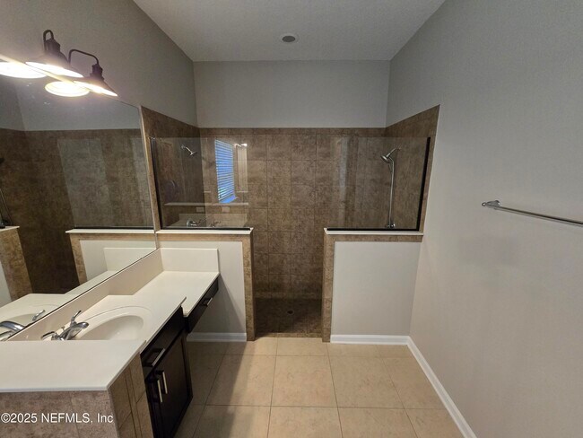 Building Photo - 204 Balvenie Dr