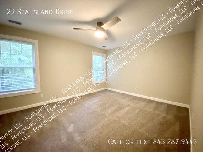 Building Photo - 4-Bedroom Home with Loft and Office for Re...