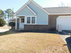 Building Photo - 2801 Currituck Ct