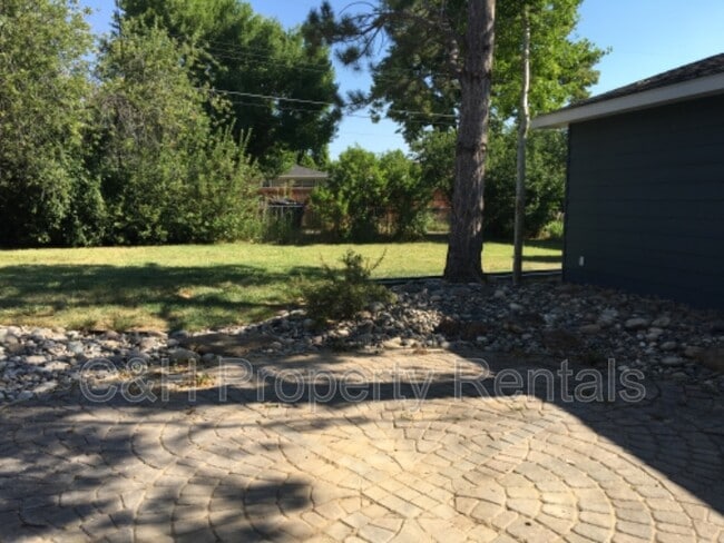 Building Photo - 2517 Wyoming Ave