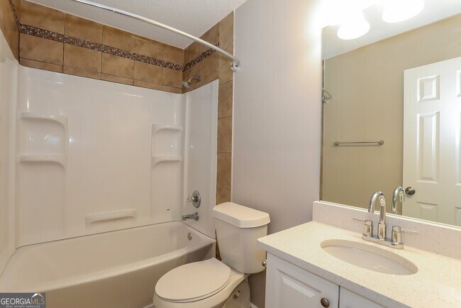 Building Photo - 5713 Colonnade Dr